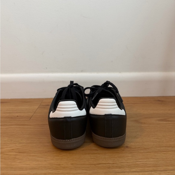 Adidas Originals Black Samba Sneakers - Picture 6 of 7